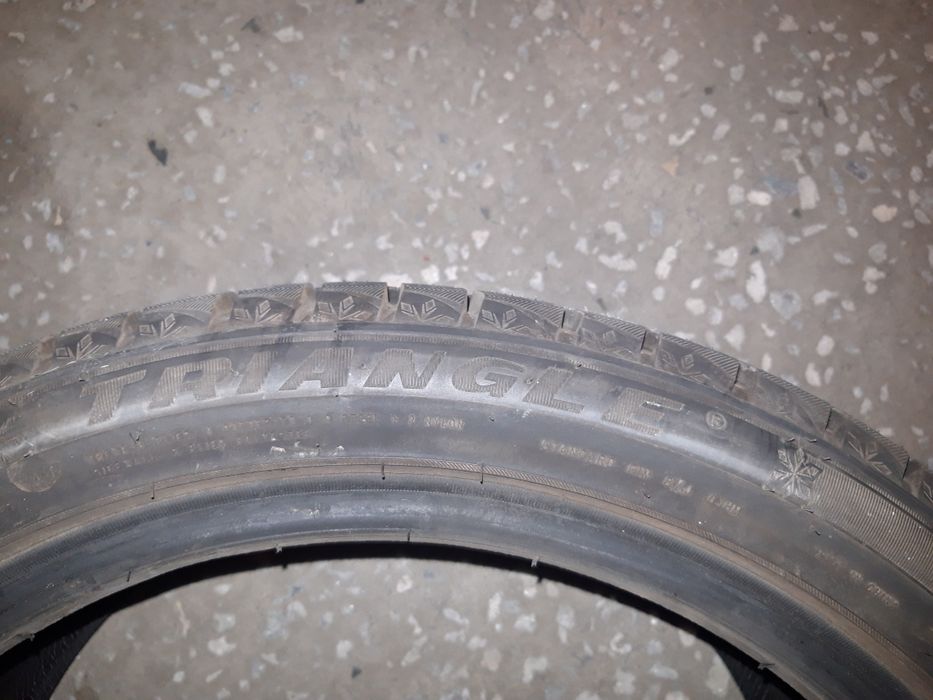 Зимние шины  TRIANGLE plo