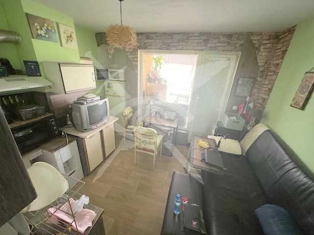 Продава се Двустаен апартамент в к.к. Слънчев бряг - 54 кв.м за 1260 €/кв.м - Снимка #1