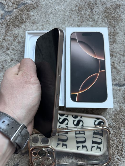 iPhone 16 Pro Desert Titan,ca nou, factura si garantie