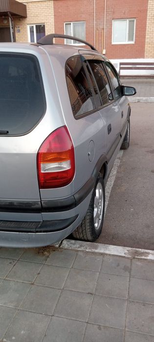 Продам Опеля Земфиру