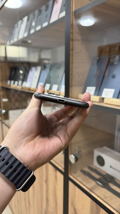 iPhone 11 128Gb