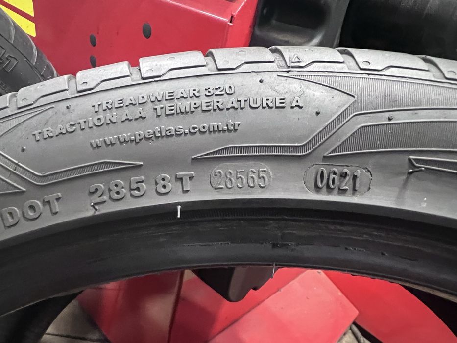 Летни гуми 245/40 R19 Petlas