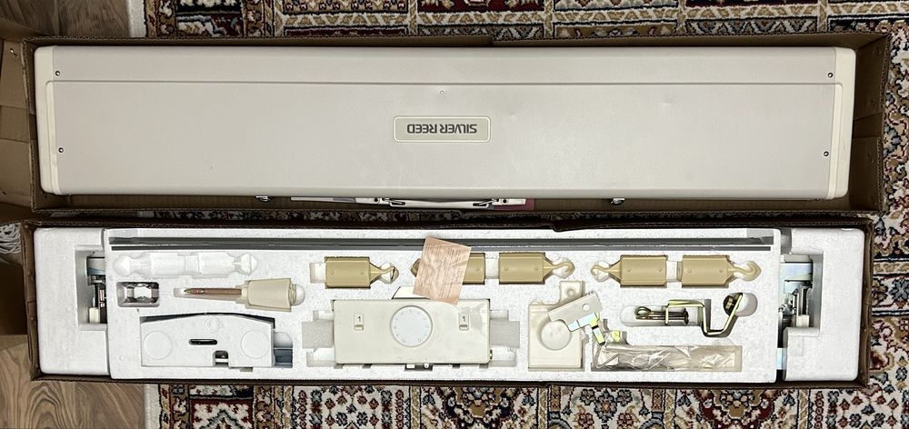 Вязальная машина Silver reed SK