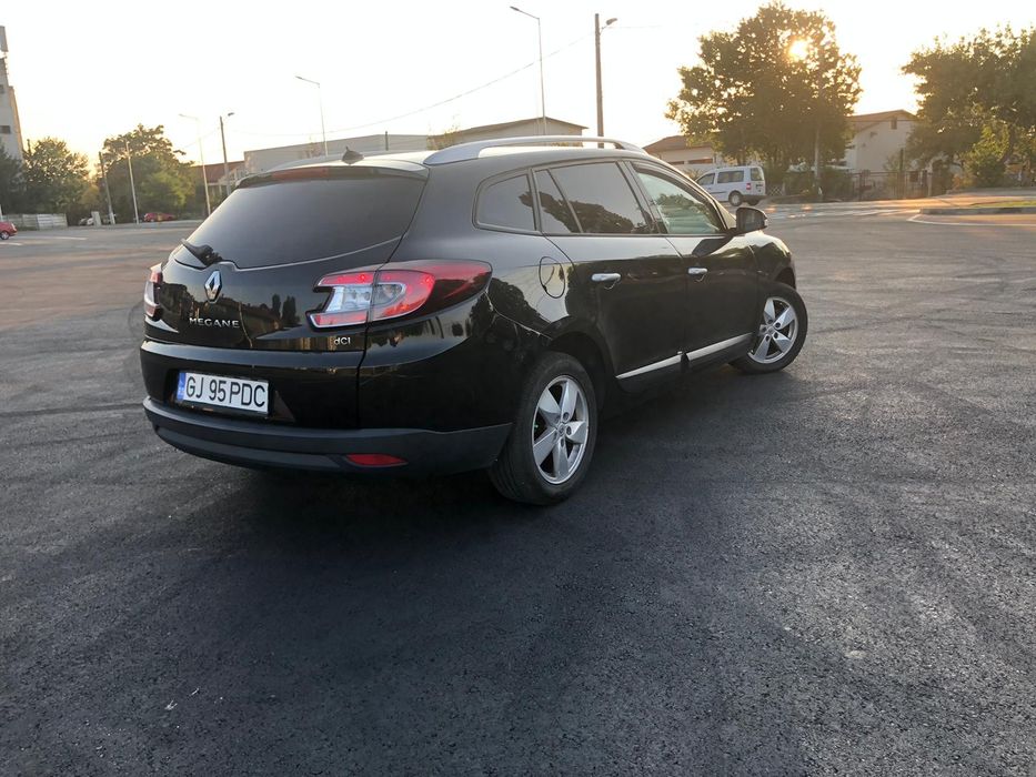 RENAULT Megane 2011 — imagine 2