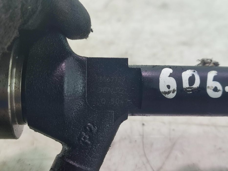 Injector 55567729 1.7 cdti A17DTS Opel Meriva 2 [2010 - 2014]