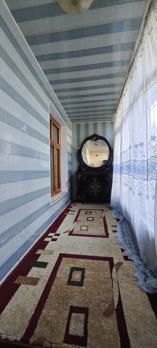 1 этаж 1 хоналик квартира ижарага берилади