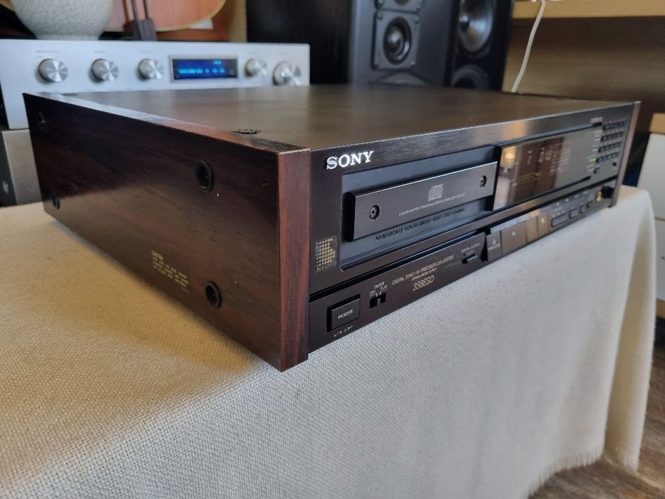 Cd Player Sony CDP - 338 ESD. Perfect functional.