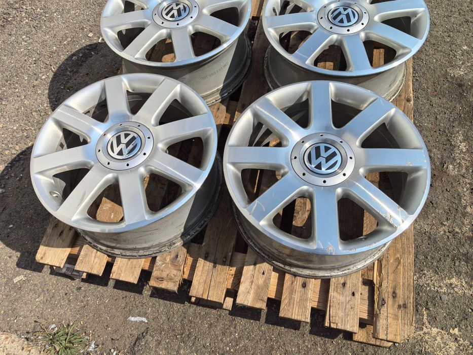 17 цола 5 х 112 мм Фолксваген Голф / Шкода Октавия - 7 Инча / ЕТ 54