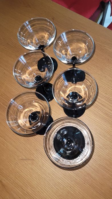 Set pahare cu picior