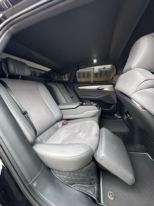 В наличие Voyah passion / Chasing light  2024 PHEV максмал комплектаци