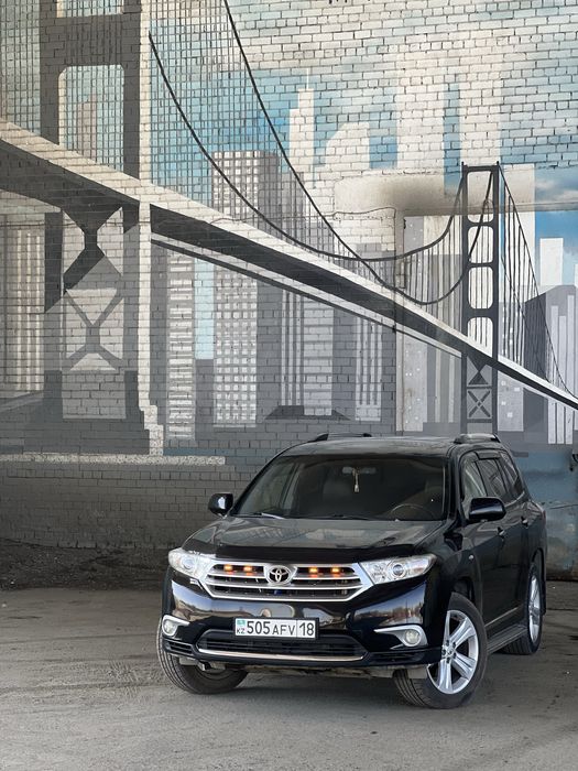 Toyota Highlander 2011ж