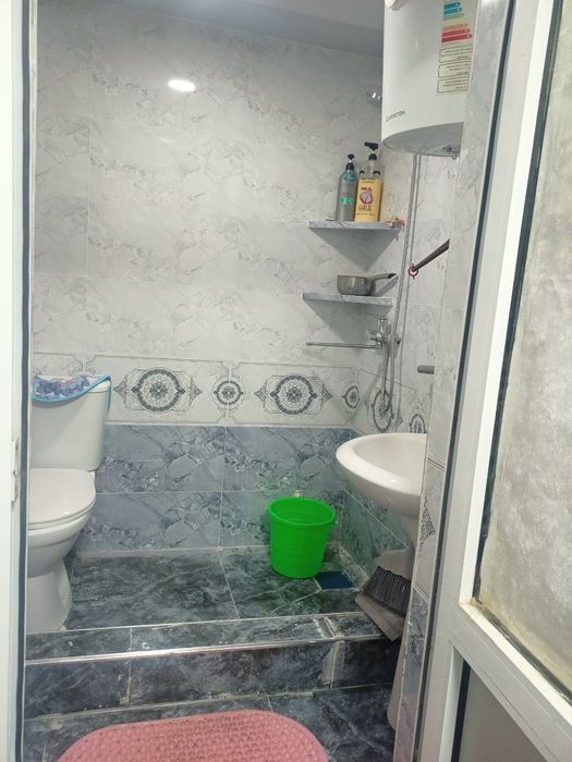 Карши ш. Файзли хонадон домларидан ижарага берилади 1этаж