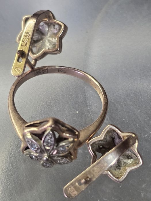 Золотое кольцо с серёжками