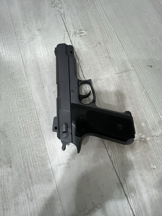 Пистолет макар дигл