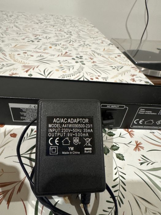 Display audio Omnitronic DB-200 (Rack 1U)