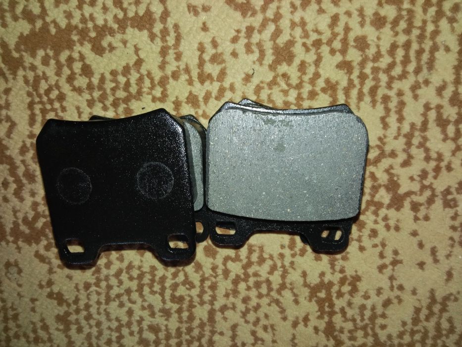 Продам Тит диски р 14 колодки тормозные