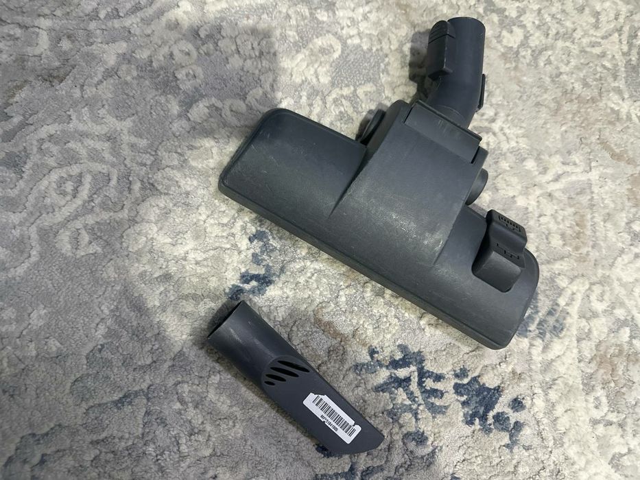 Пылесос LG 2000W