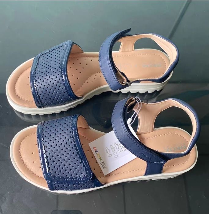 Детские сандалии Geox.