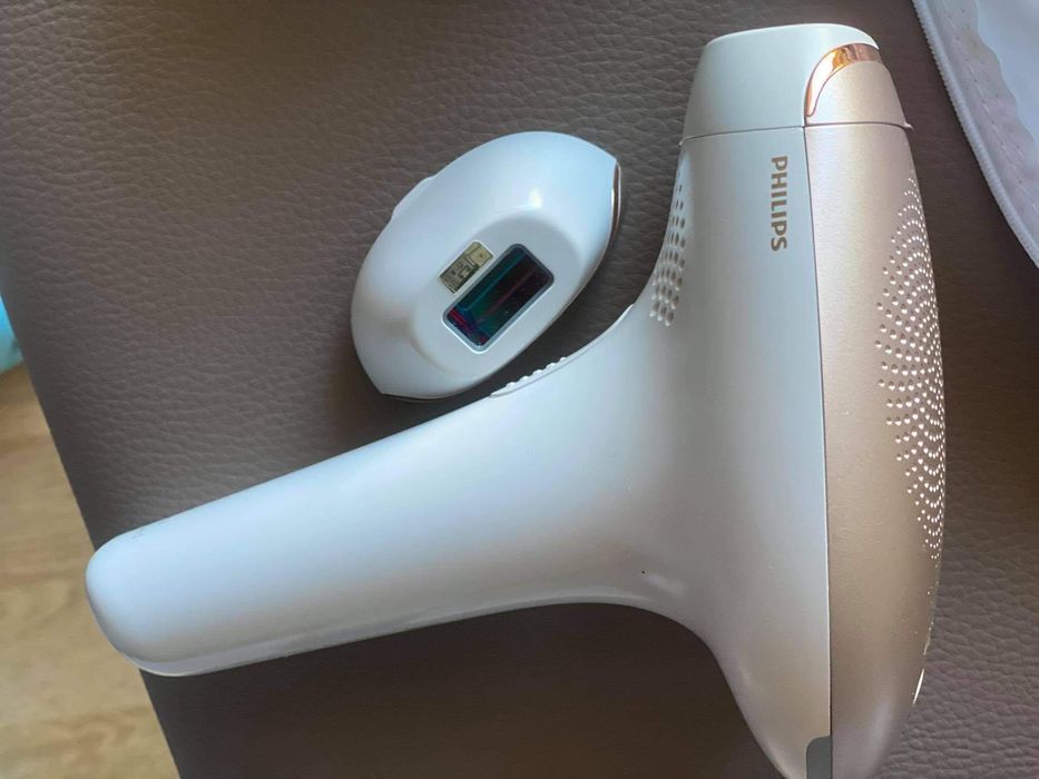 Фотоепилатор Philips Lumea
