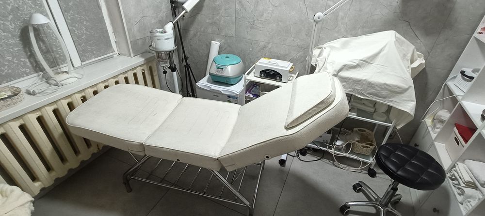 Кушетка косметологический