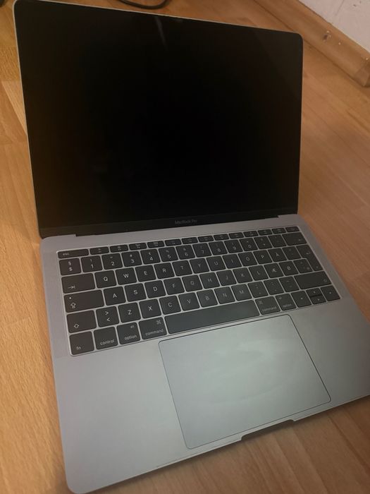 Macbook Pro 2017 pentru piese