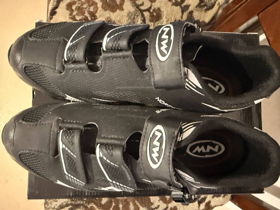 Pantofi ciclism Northwave 43