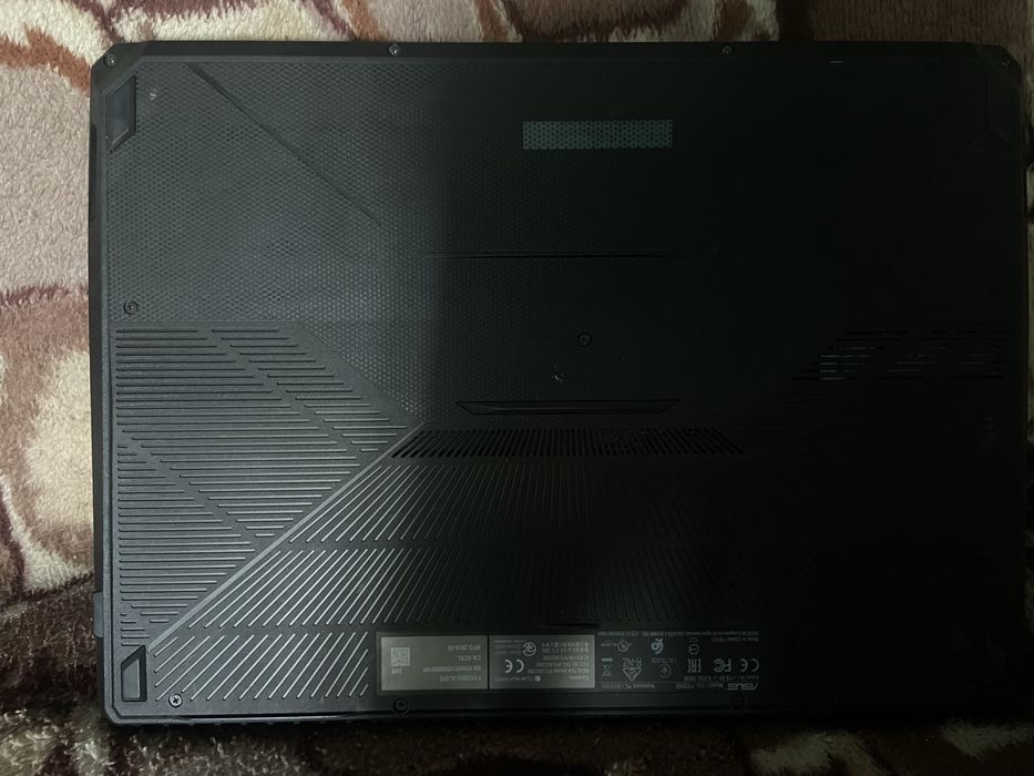 Vand laptop gamin Asus Tuf