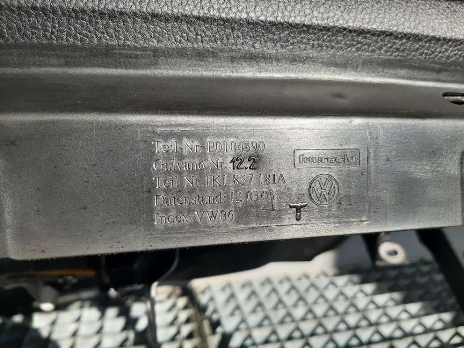 kit plansa bord vw golf 5 1k1857181a
