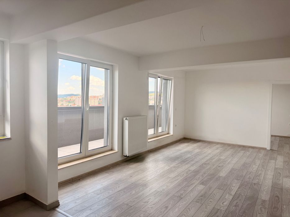 PROPRIETAR | Apartament 3 camere | Ultimul etaj retras | Panoramă superbă | Parcare inclusă | Maurer Residence