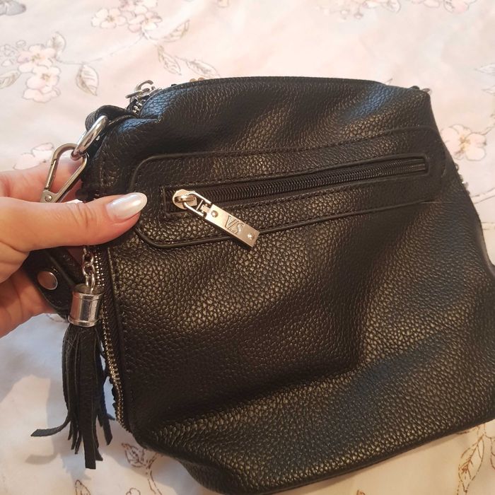 Продам новую кожаную сумку