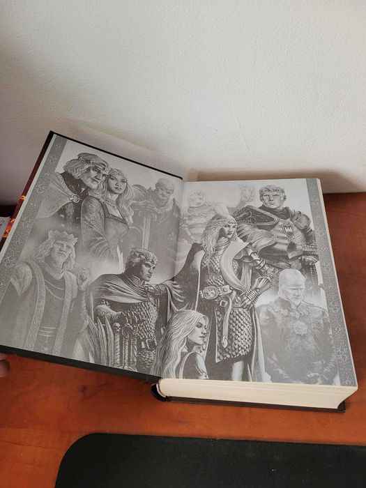 George R.R Martin Foc & Sange (Fire & Blood) Hardcover in romana-carte Fantasy