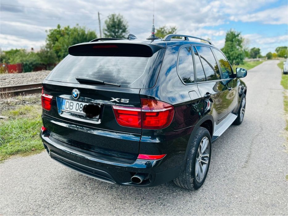 Vând BMW X5 2013