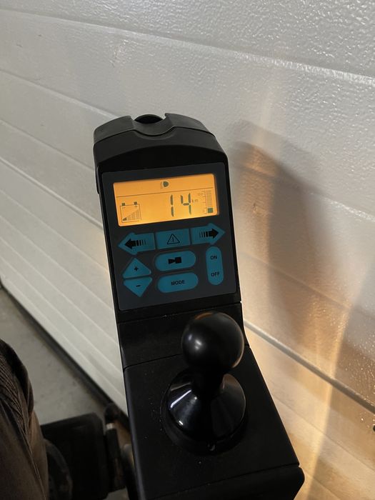 Carucior scaun electric Meyra Sprint persoane dizabilitati handicap