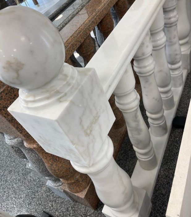 Гранитные плиты. Мрамор. Травертин