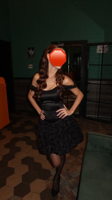 Платье вечернее черное