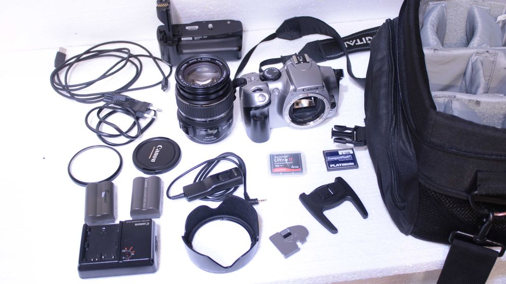 Aparat foto Canon D300+accesorii.