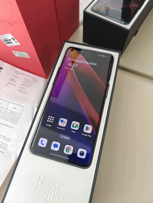 Продам One Plus 9 Pro 5G 24/256gb.
