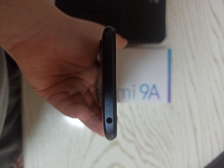 Telefon Redmi 9A sotiladi