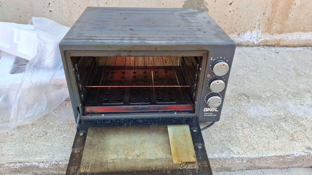 Продам электрическую печку