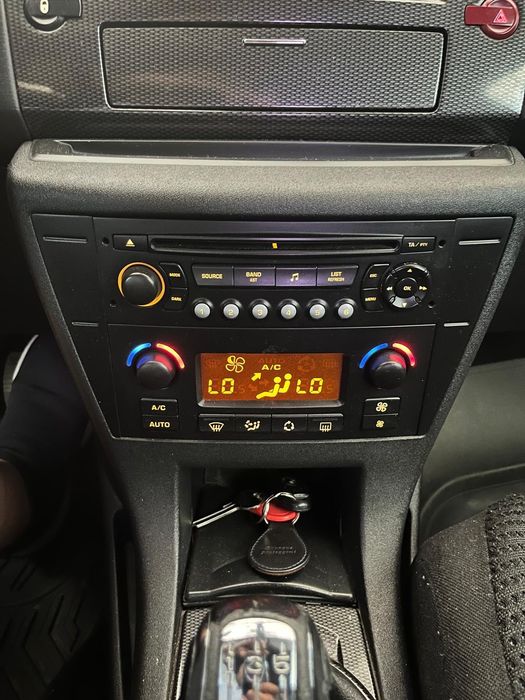 vând mașină citroën C4