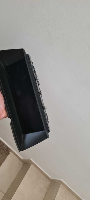 Екран/Жабка/Пепелник/кознола-бутони/задна конзола клим. BMW f01