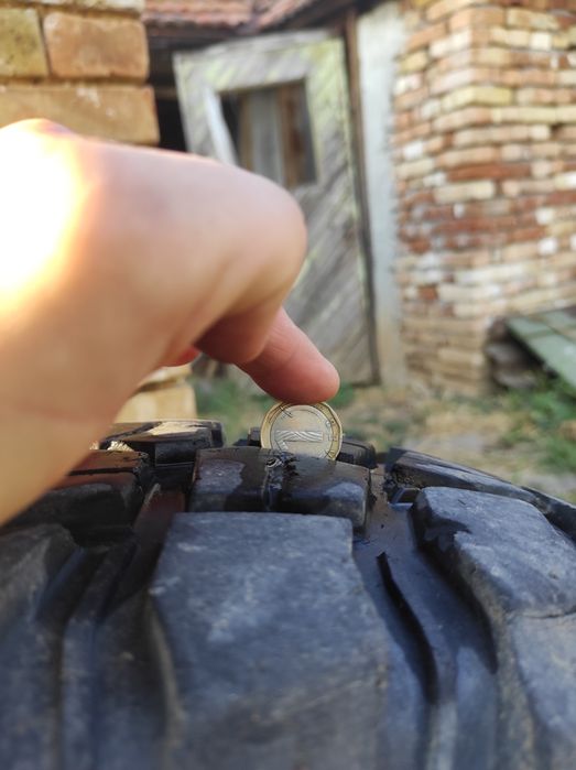 Гуми с джанти за джип