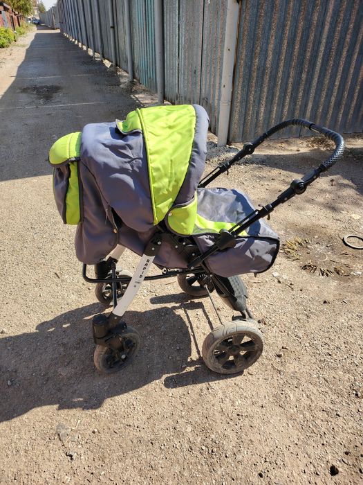 Продам детскую коляску