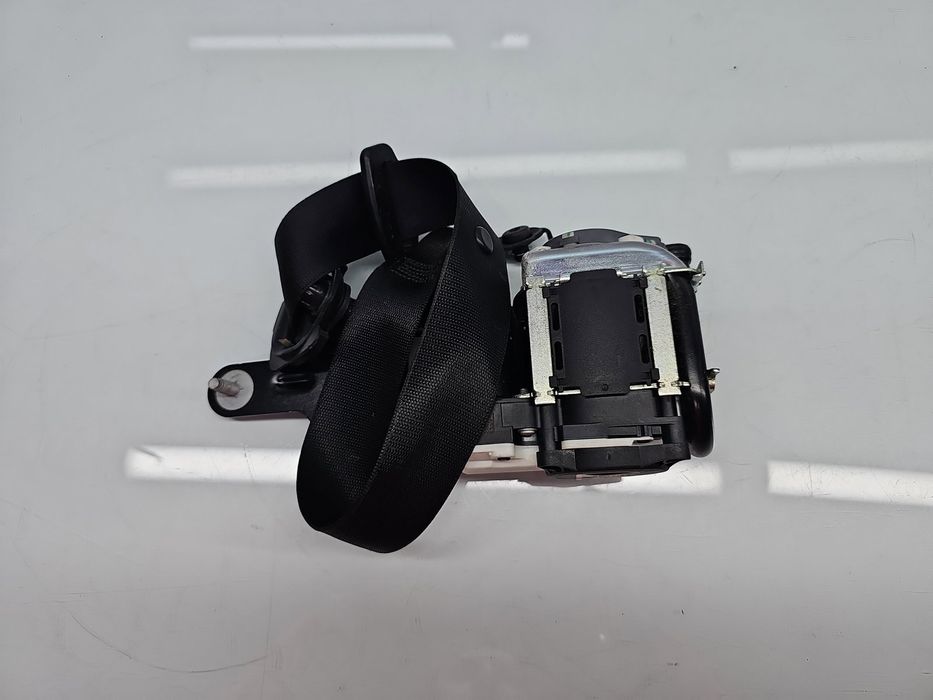 Centura dreapta fata Mercedes Clasa C (W204) [Fabr 2007-2014] A2048604