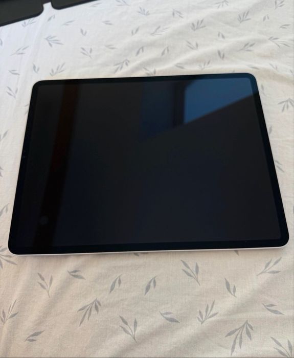 iPad Pro 12,9” 5th Gen, 256GB, Ca nou