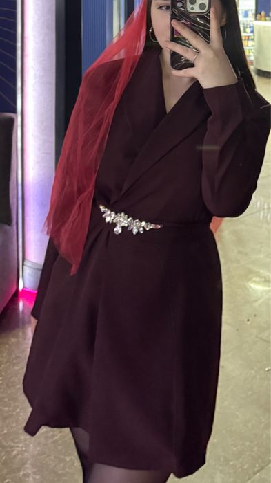 Продам разные новые платье