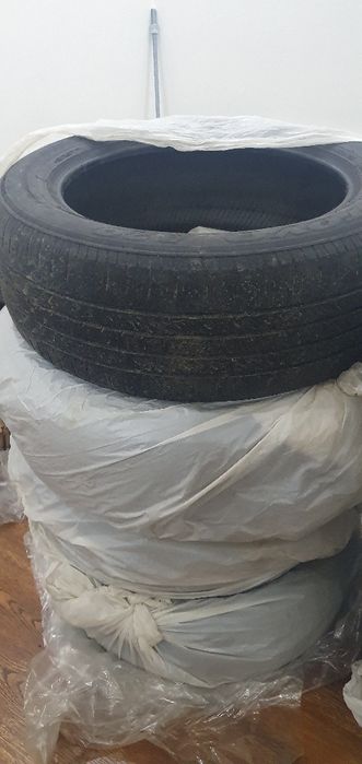 Шины 4 шт тойота рав 4