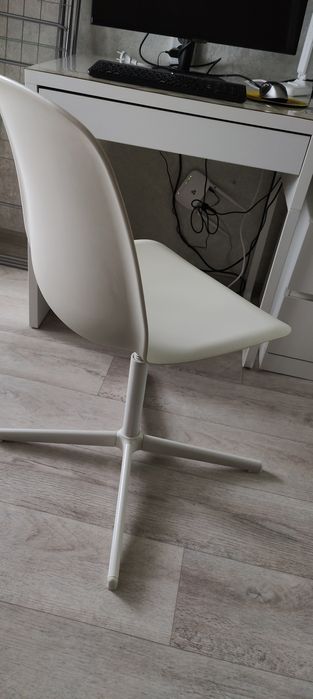 Продам стул рабочий