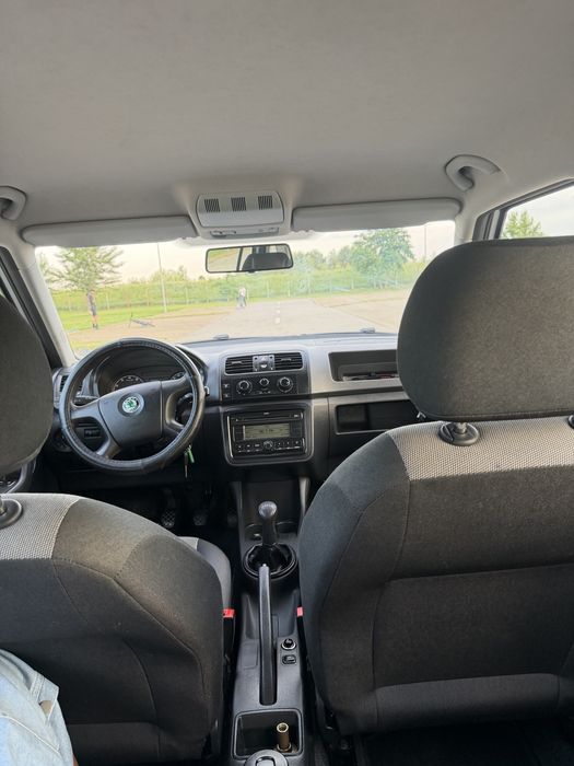 Skoda Fabia An 2010 Morizare 1.4 Benzina Clasic !!