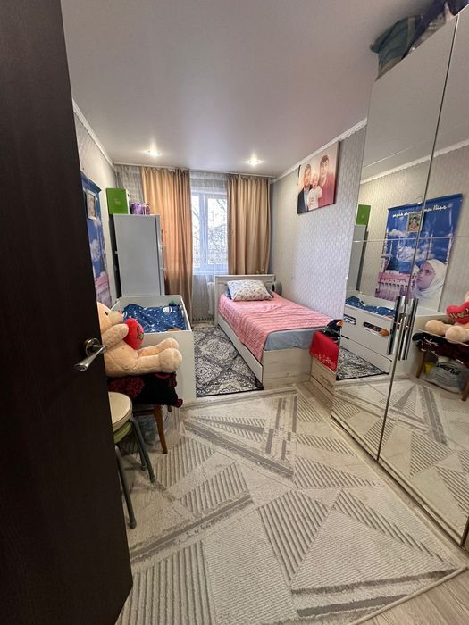 Продам 3к квартиру р-н Айсберга 3/5